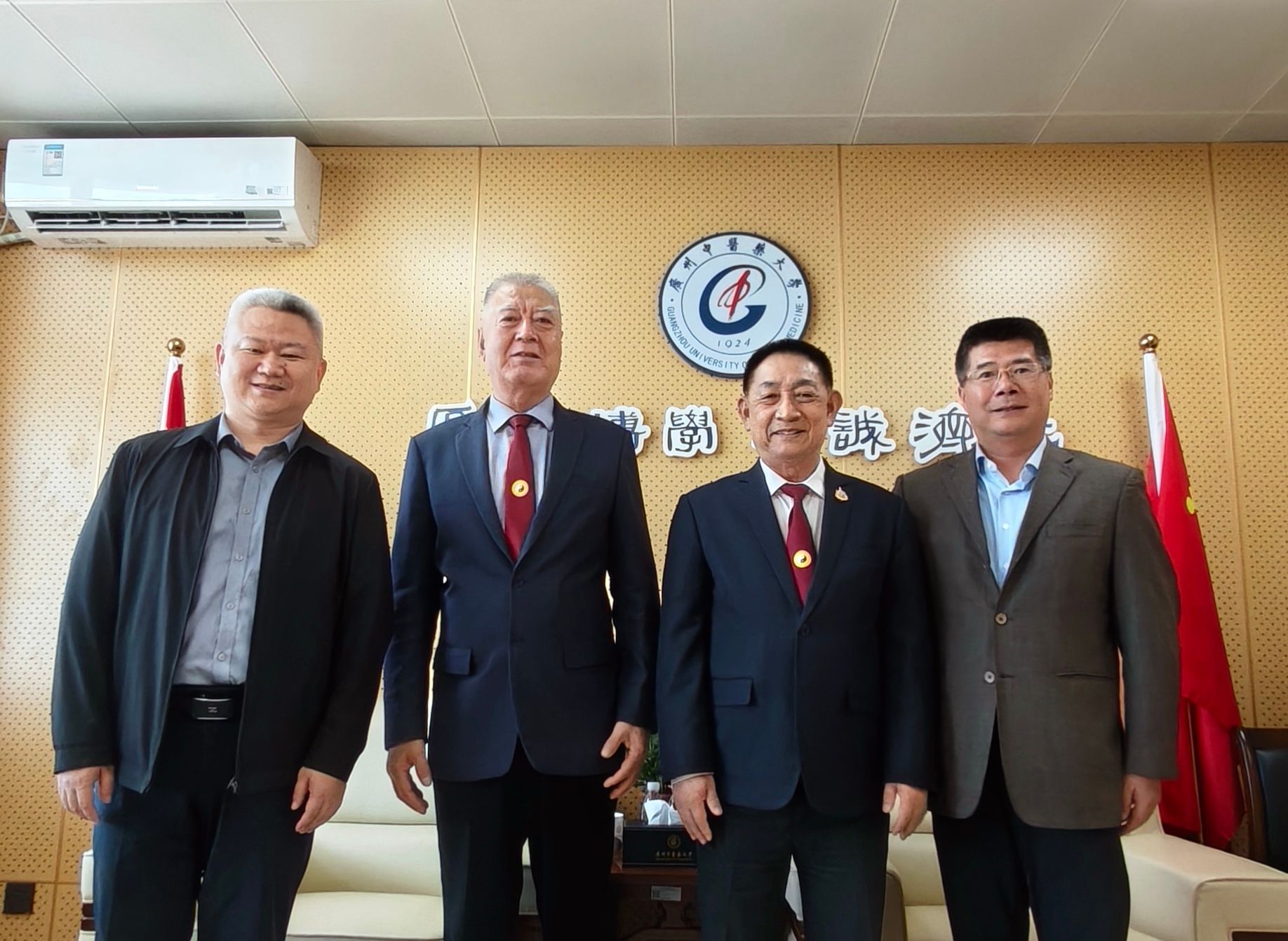 泰国中医师总会访问beat365唯一官网 共促中医药国际交流与发展